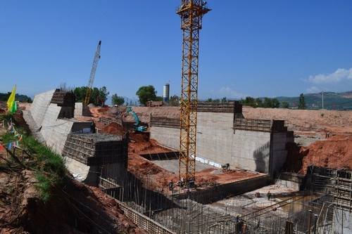 甘肅省臨洮縣洮河楊家河二級(jí)水電站2#廠房土建工程圖片