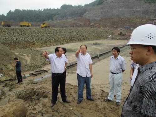 水利廳總工梁軍一行蒞臨局天星橋水庫項目檢查指導工作 