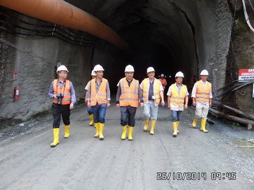 鄔清富到厄瓜多爾TP水電站土建工程項目視察指導工作