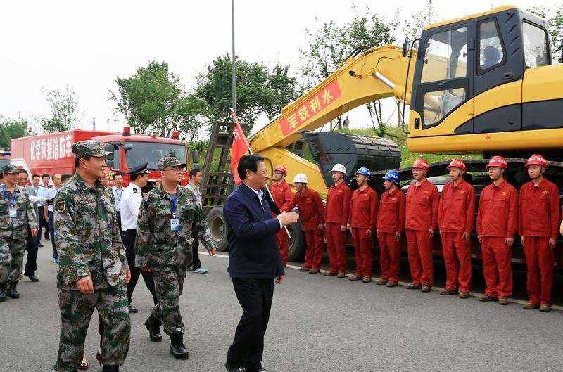 工程局圓滿(mǎn)完成2017年省級(jí)抗震救災(zāi)綜合演練任務(wù)