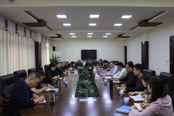 公司傳達學習集團公司鐘杰董事長在省水發集團“啟航班”結業典禮上的講話精神 