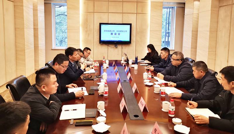 資陽城建集團總經理張三一行到向家壩一期 二步Ⅴ標工程調研